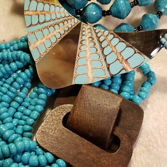 Classic turquoise bracelets and Abalone necklace - Picture 6 of 7